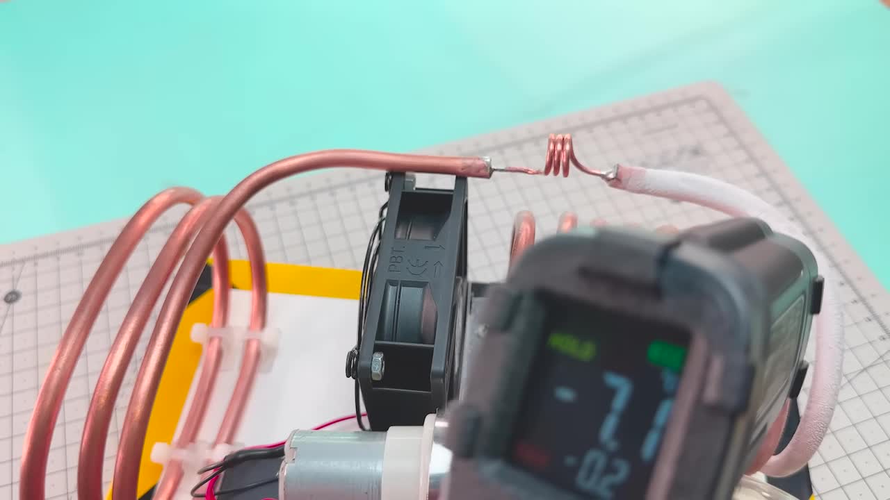 Thermometer showing -7 degrees Celsius on the copper tube