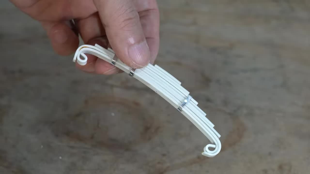 抛光完成的叶片弹簧
