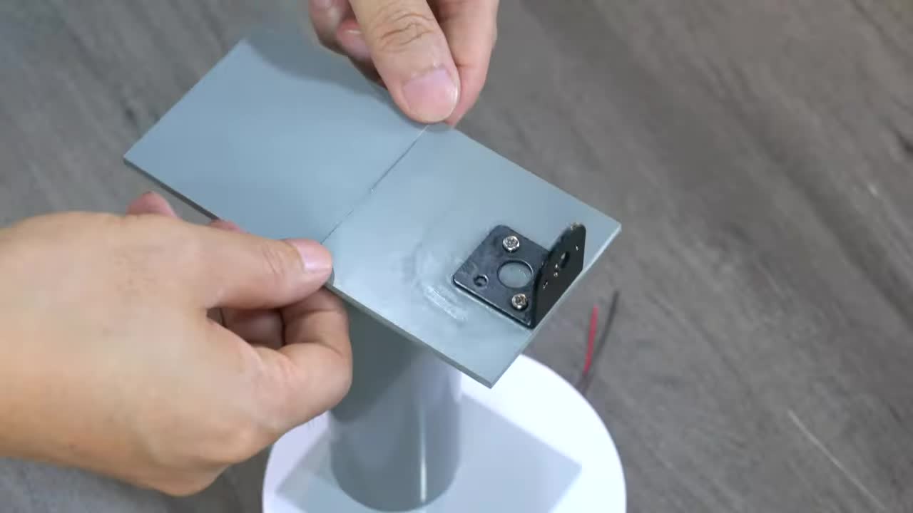 制作马达安装平台并安装轴承